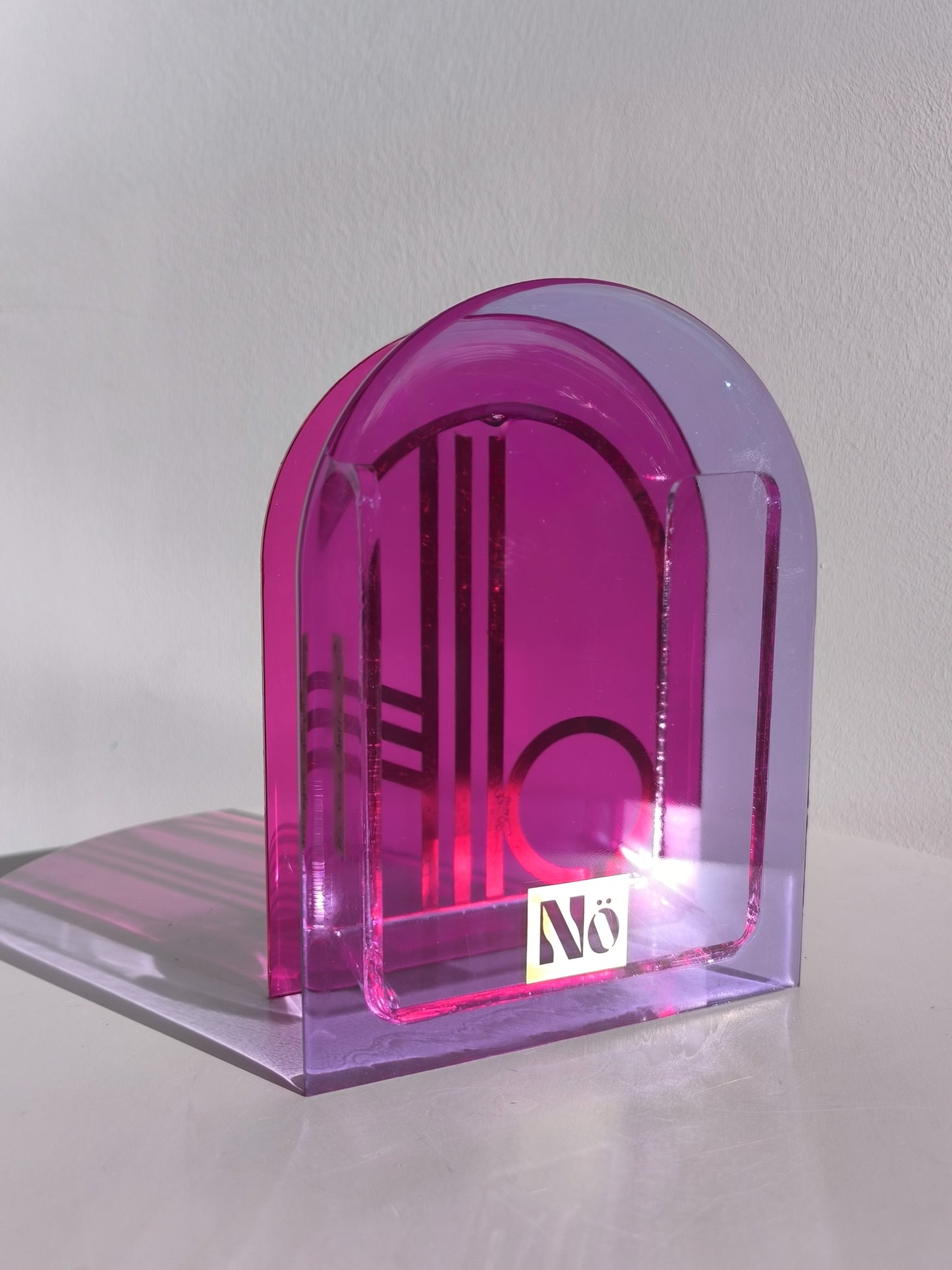 Vase Arche Magenta
